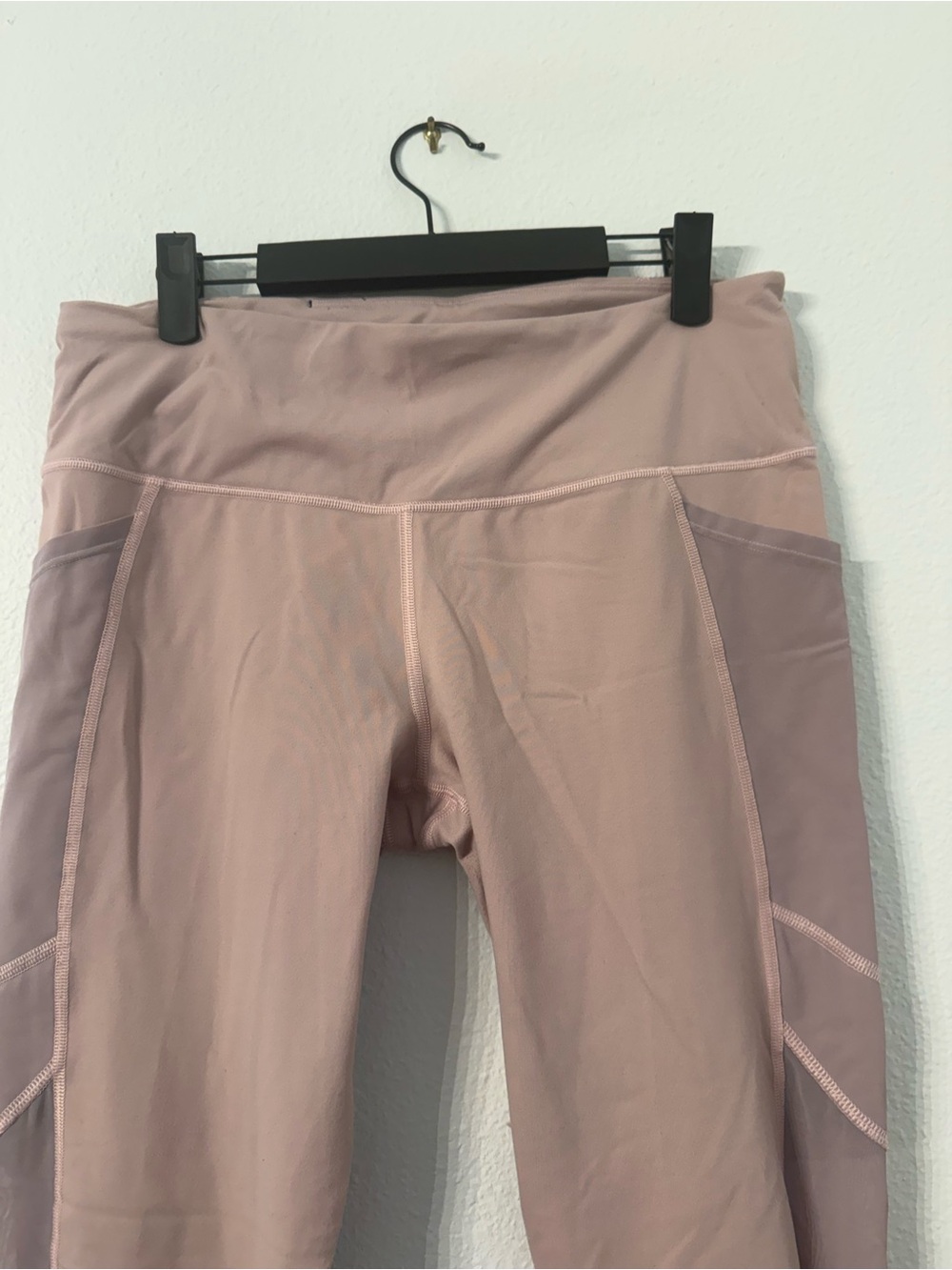 Victoria's Secret Dusty Pink Active Leggings
